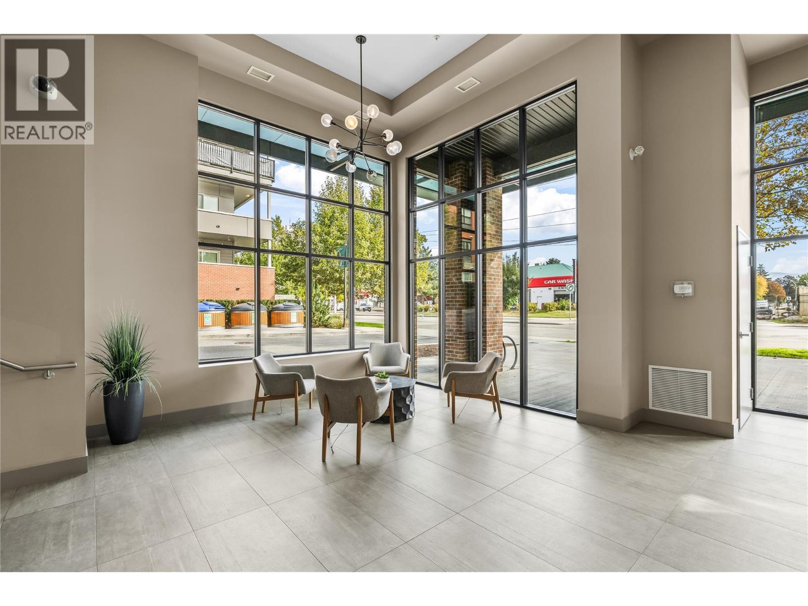 1770 Richter Street Unit# Ph 18, Kelowna, British Columbia  V1Y 0E6 - Photo 5 - 10402444