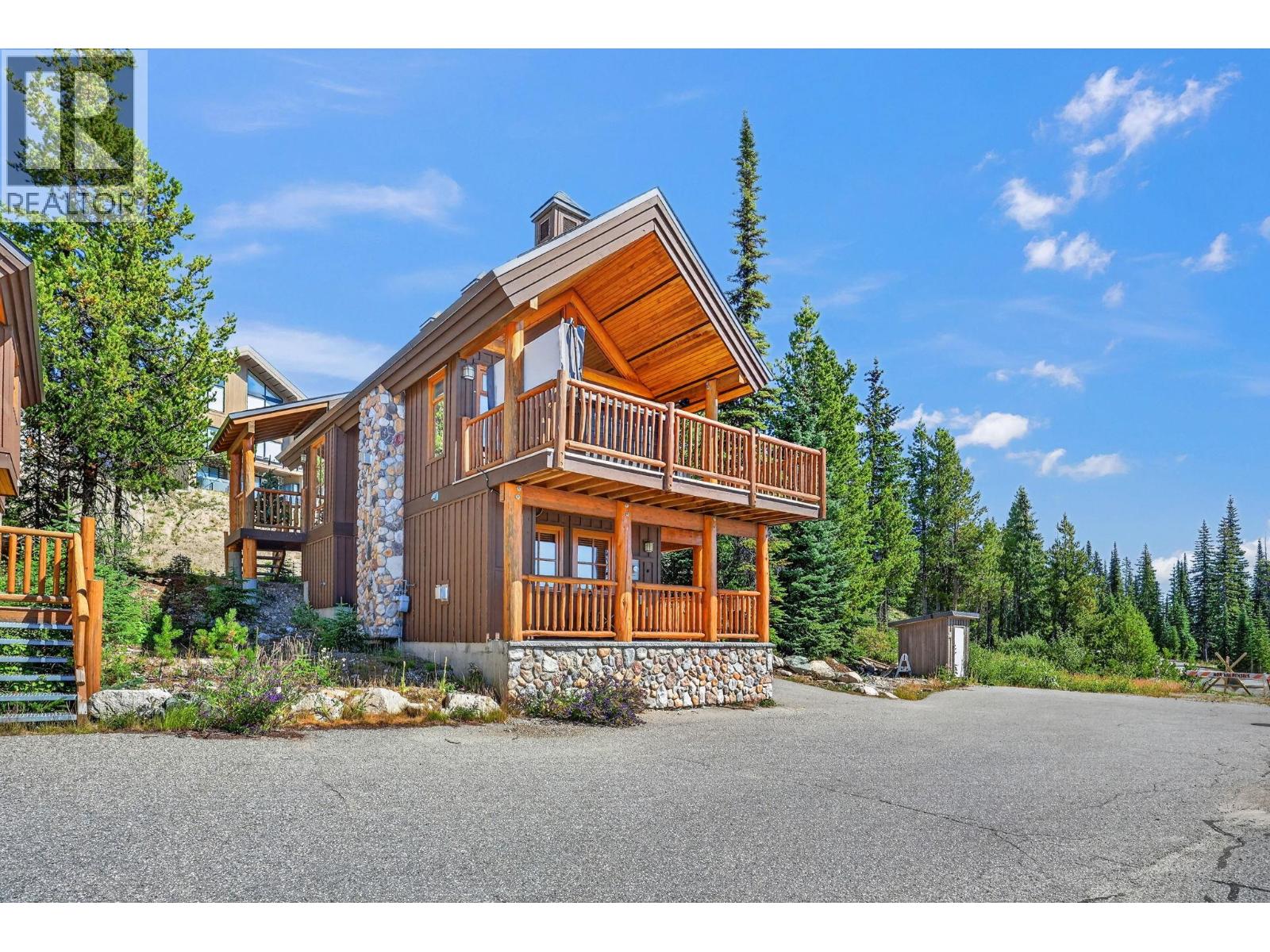 200 Moonshine Crescent Unit# 11