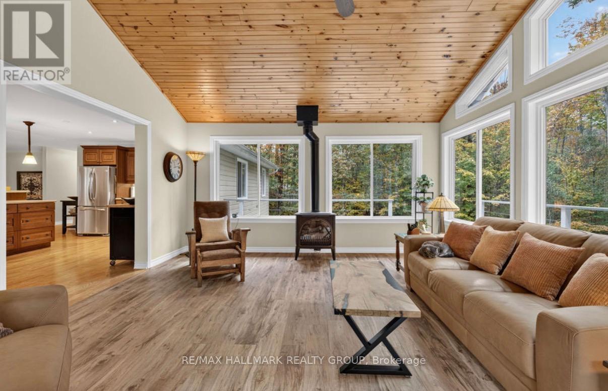 161 Barron Canyon Road, Laurentian Valley, Ontario  K8A 6W7 - Photo 14 - X13849720