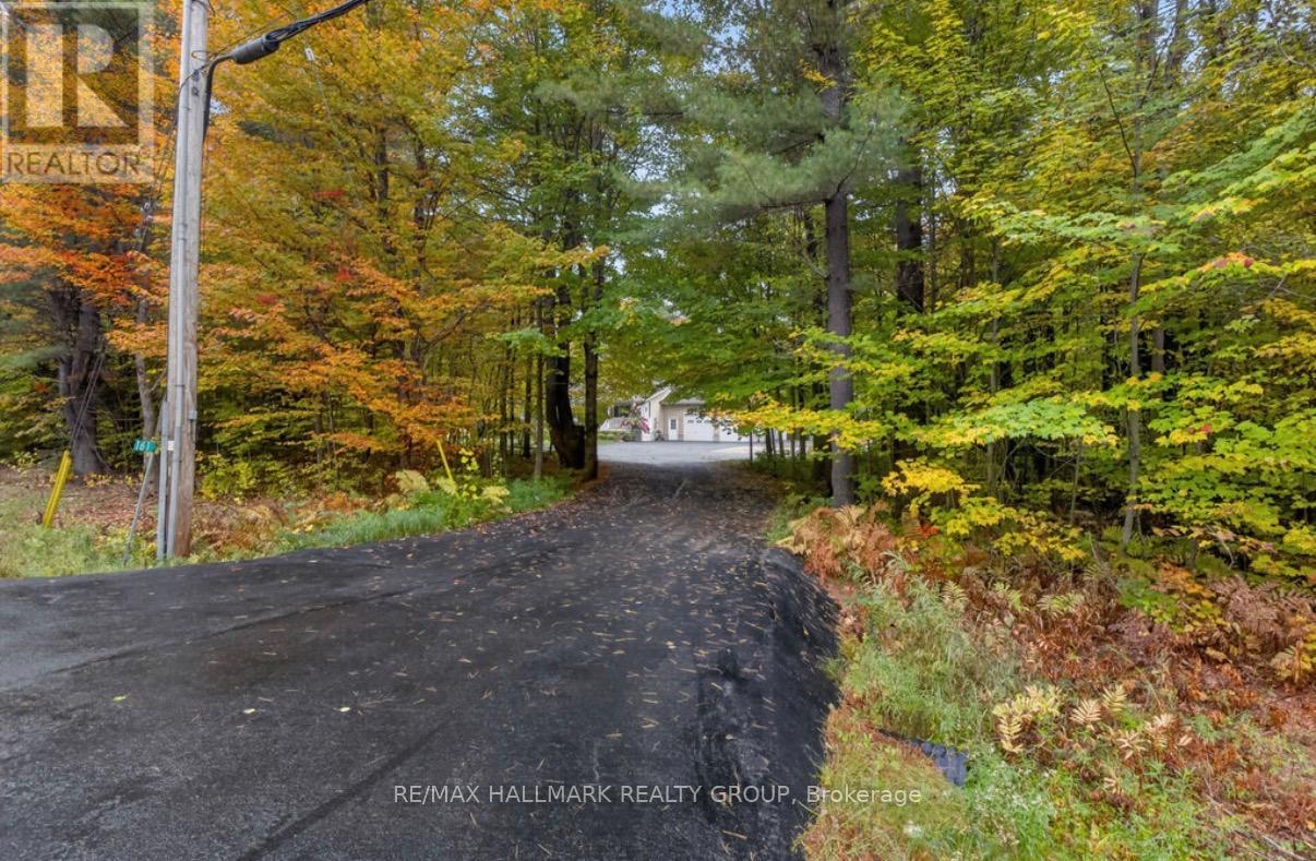 161 Barron Canyon Road, Laurentian Valley, Ontario  K8A 6W7 - Photo 1 - X13849720