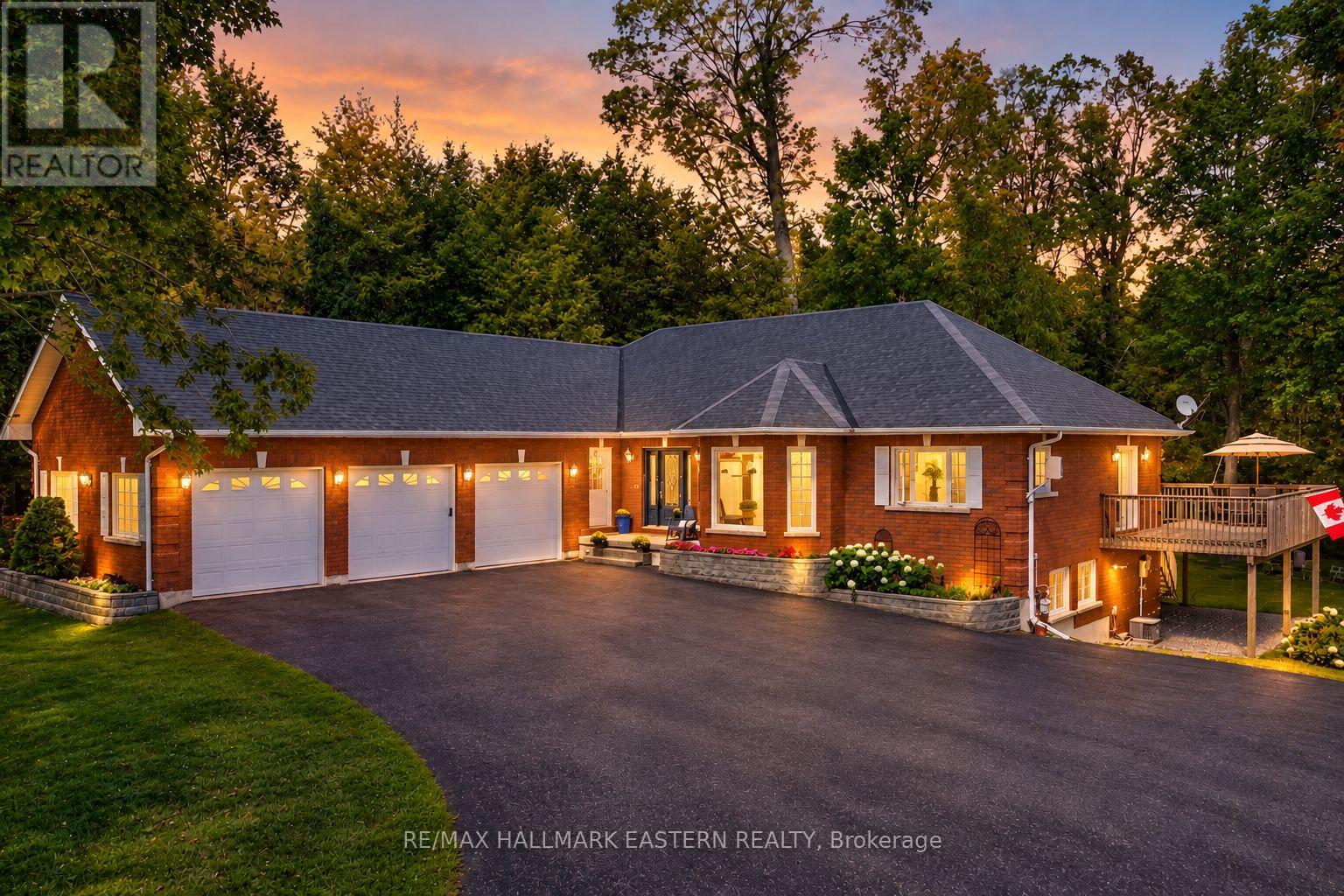 27 WOODLAND TRAIL, Kawartha Lakes, Ontario