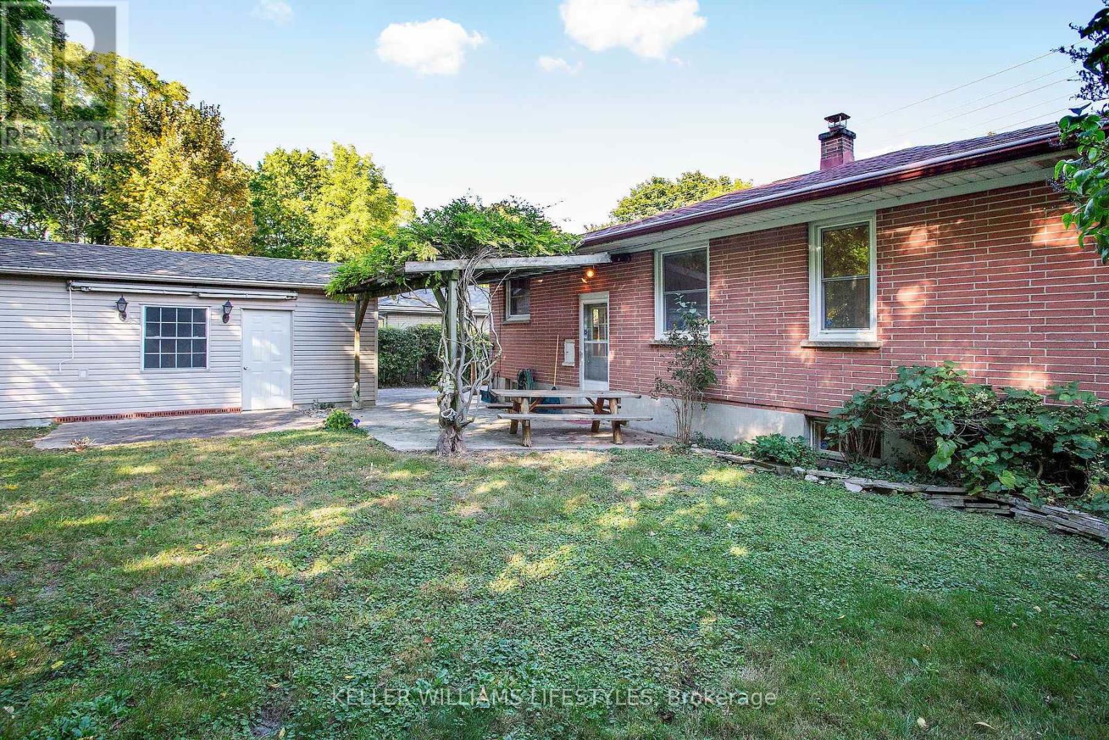155 Trowbridge Avenue, London South, Ontario  N6J 3M2 - Photo 36 - X13851986