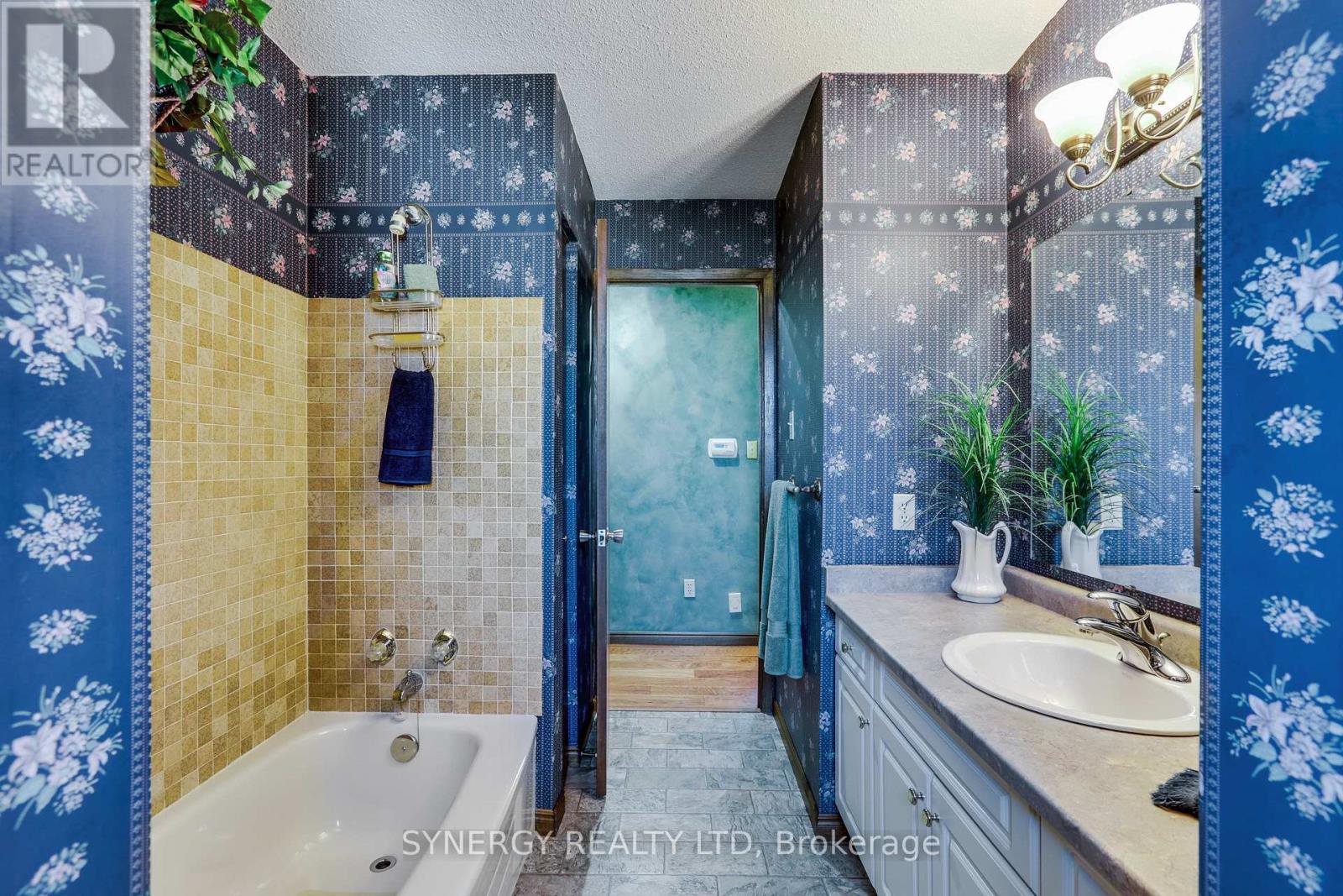 456 Saulsbury Street, Strathroy-Caradoc, Ontario  N7G 2B6 - Photo 28 - X13852012