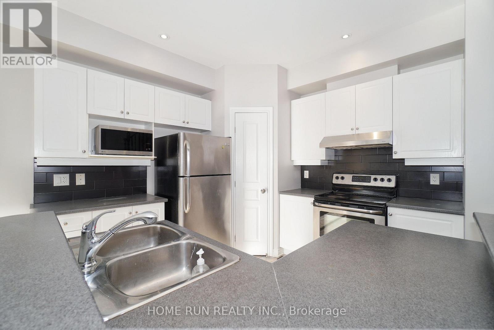 115 Watchhorn Grove, Ottawa, Ontario  K1V 2N3 - Photo 16 - X13852042