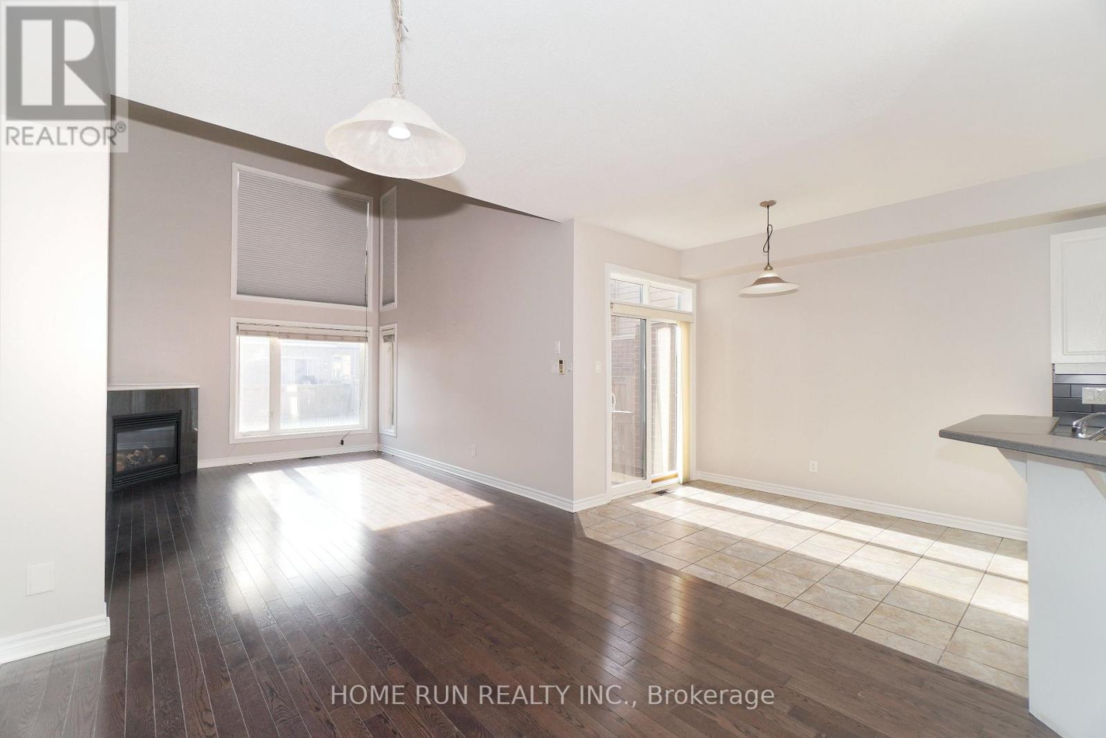 115 Watchhorn Grove, Ottawa, Ontario K1V 2N3 - Photo 4 - X13852042