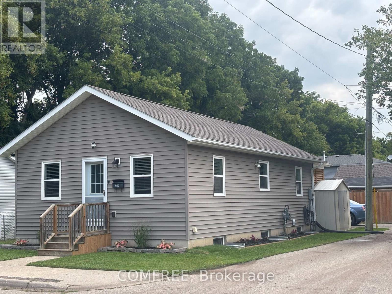 287 BROCK STREET, Brantford, Ontario