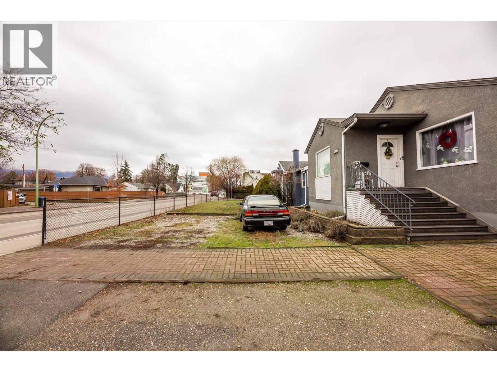 2405 Pandosy Street, Kelowna, British Columbia  V1Y 1T7 - Photo 20 - 10402374