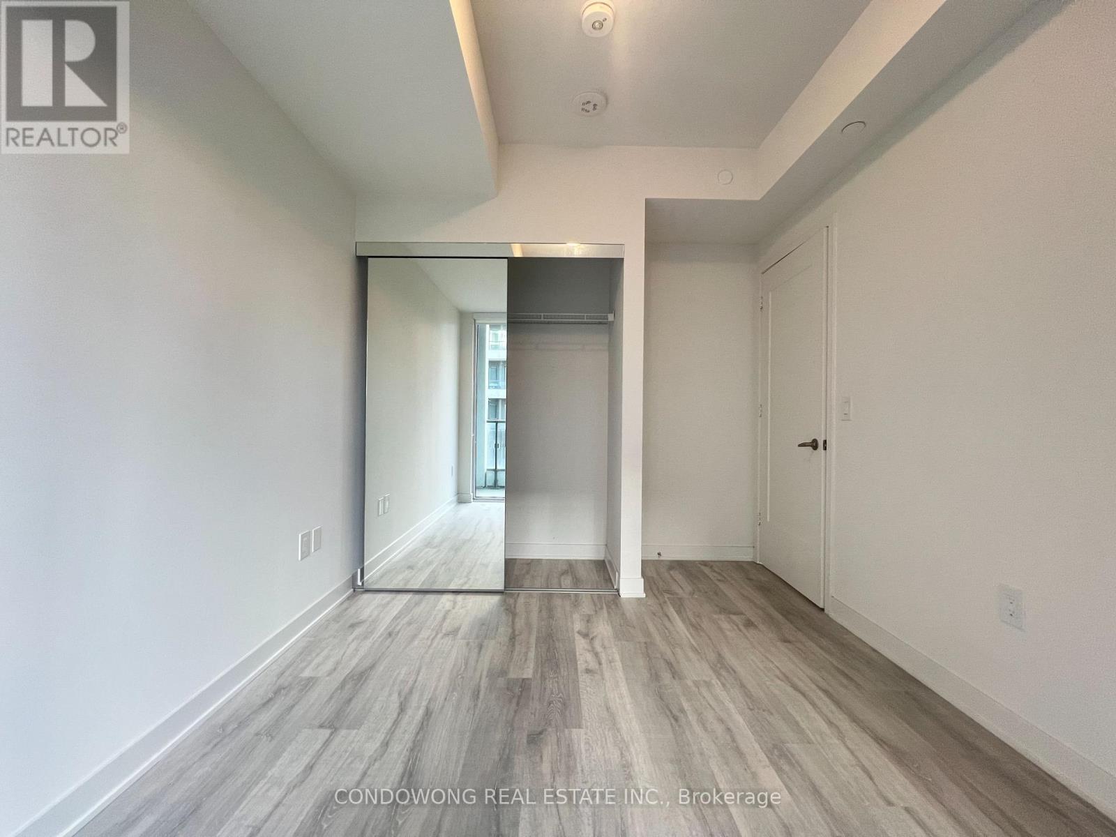 725 - 60 PRINCESS STREET