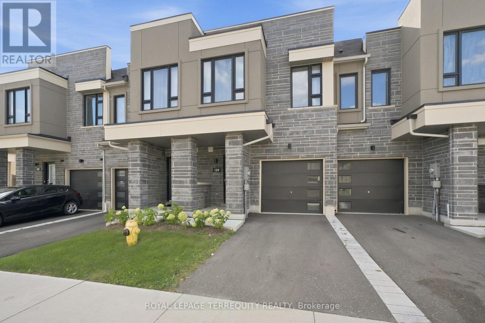 129 Sailors Landing, Clarington, Ontario  L1C 7G4 - Photo 3 - E13852066