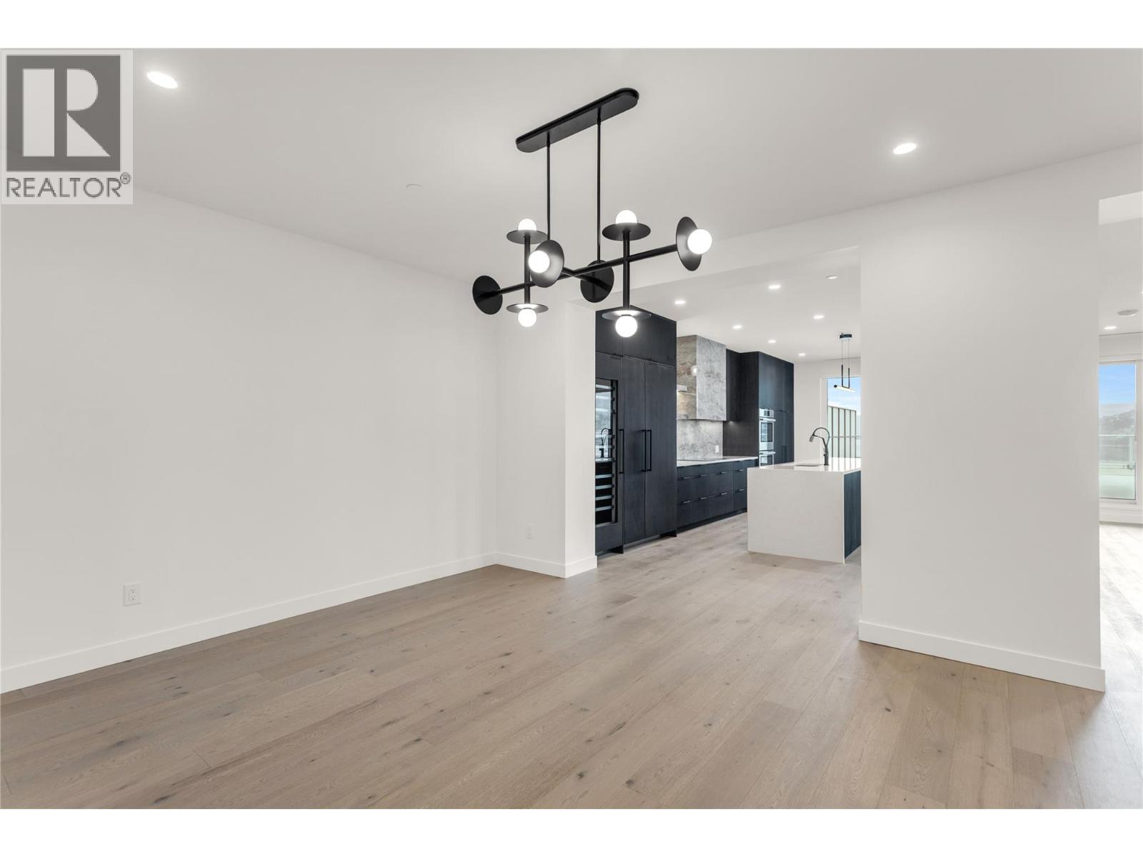 3300 Lakeshore Road Unit# PH1406