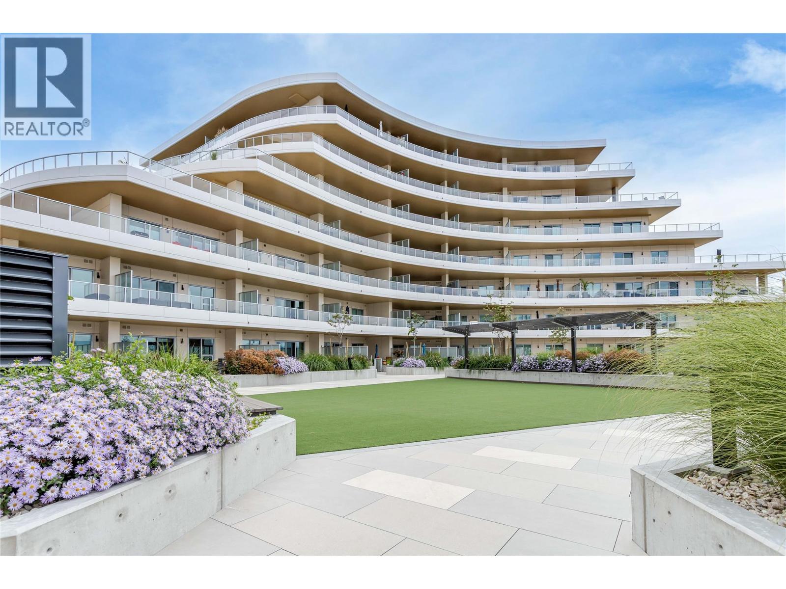 3300 Lakeshore Road Unit# PH1406