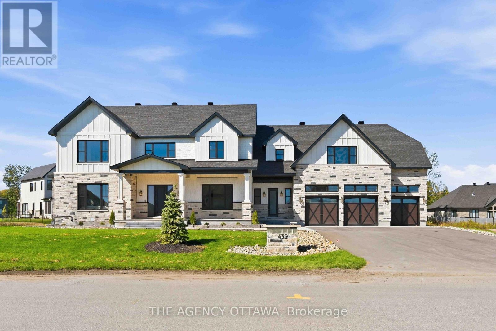 432 ASHBEE COURT, Ottawa, Ontario