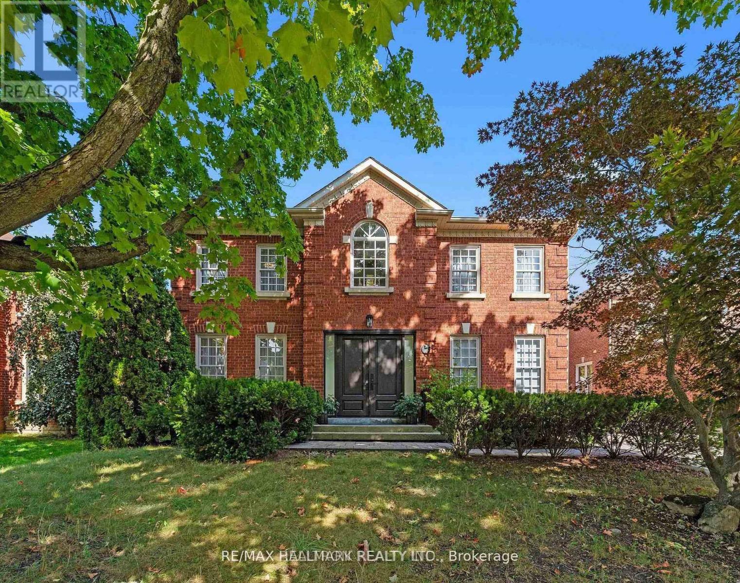 63 Willett Crescent, Richmond Hill, Ontario  L4C 7W2 - Photo 1 - N13852022