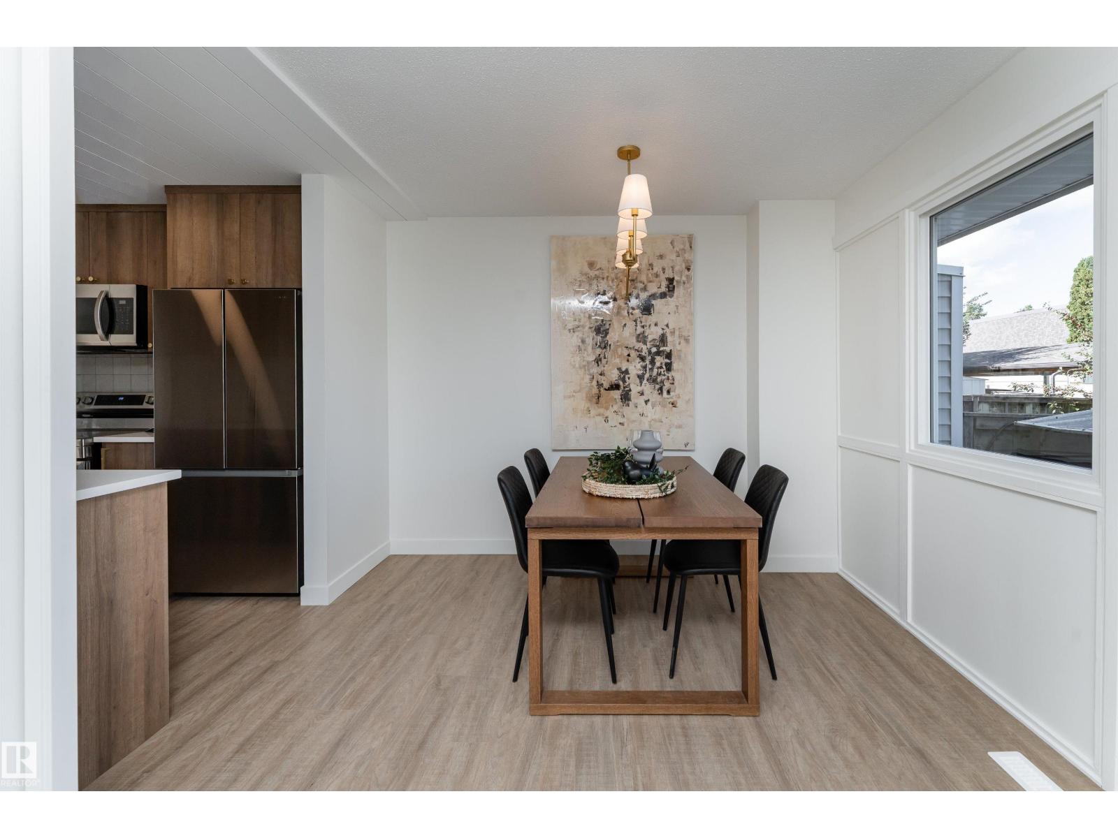 113 VILLAGE ON THE GREEN GR NW