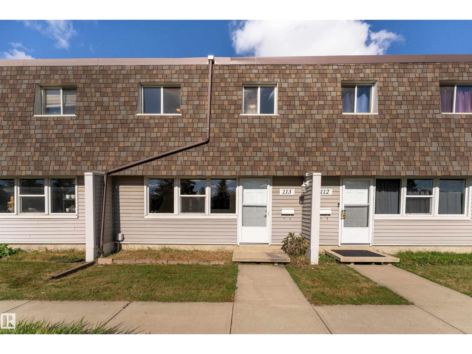 113 VILLAGE ON THE GREEN GR NW