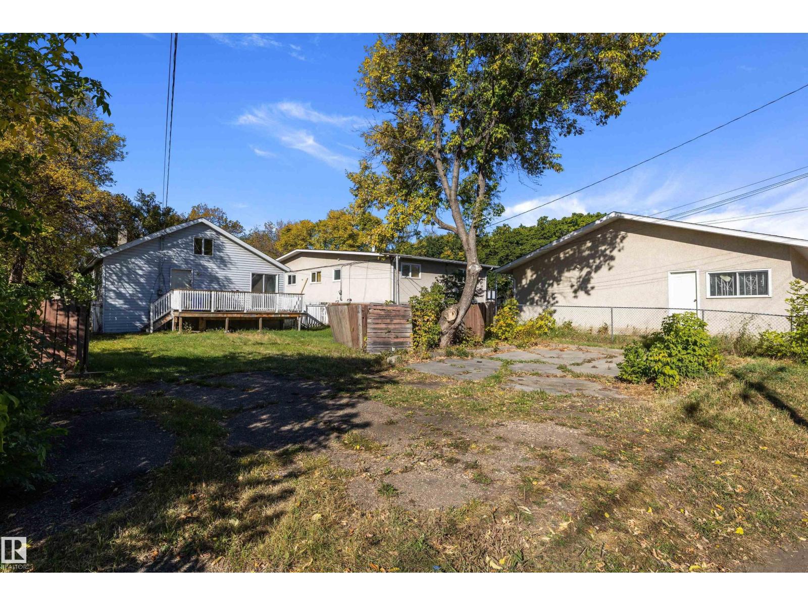 12043 87 ST NW