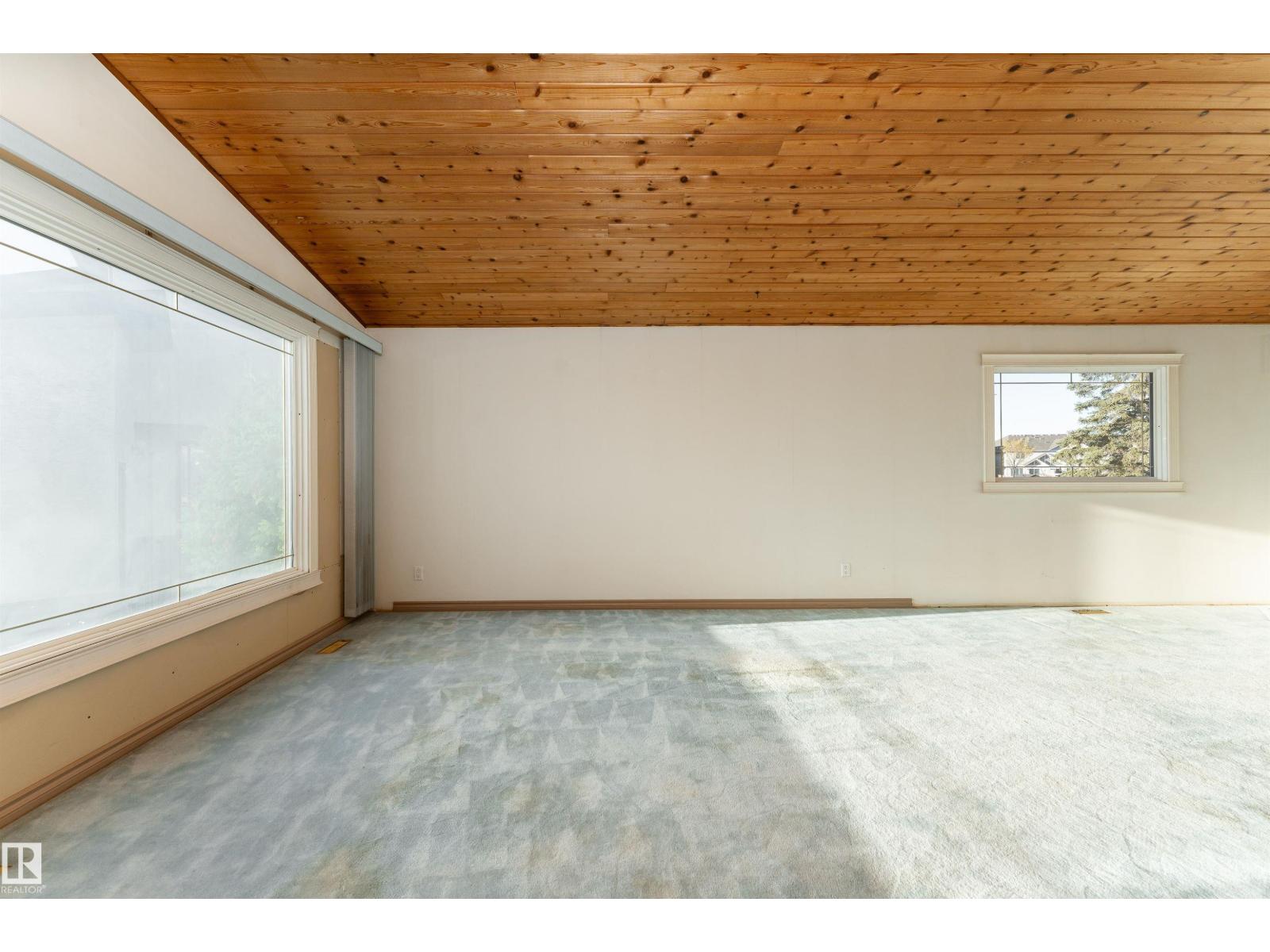 280 WARWICK RD NW