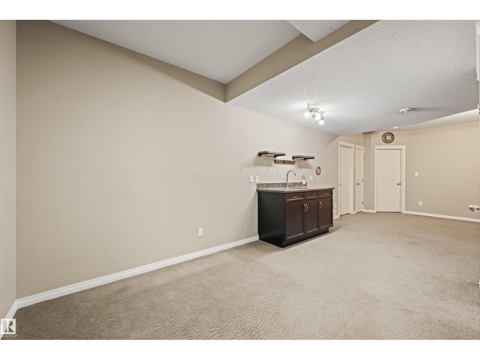 2422 WARRY PL SW