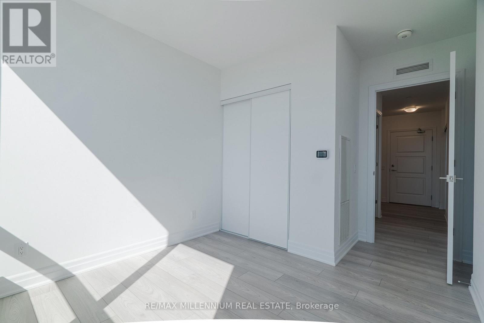 2607 - 36 Elm Drive W, Mississauga, Ontario  L5B 0N3 - Photo 11 - W13851988