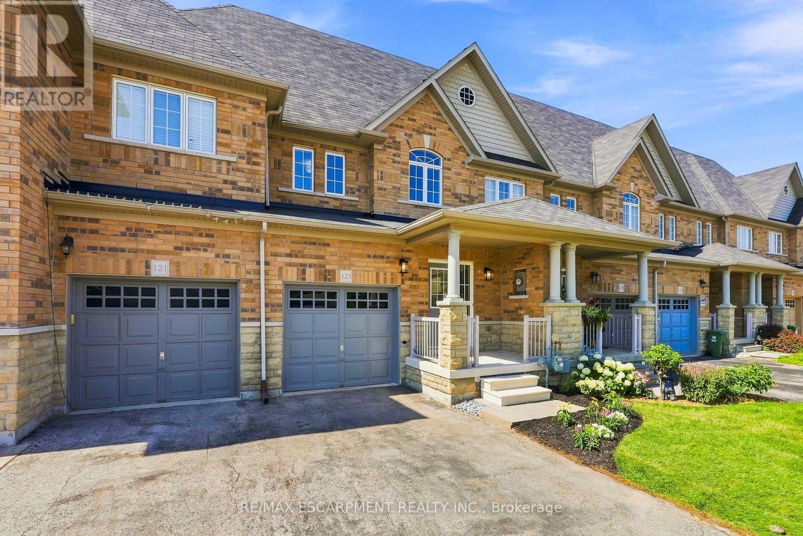 123 Skinner Road, Hamilton, Ontario  L8B 0R4 - Photo 2 - X13852002