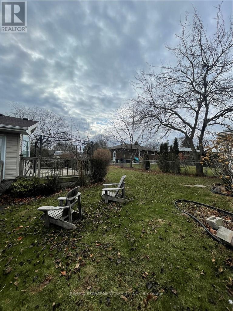 23 Woodsview Avenue W, Grimsby, Ontario  L3M 3S7 - Photo 18 - X13852082