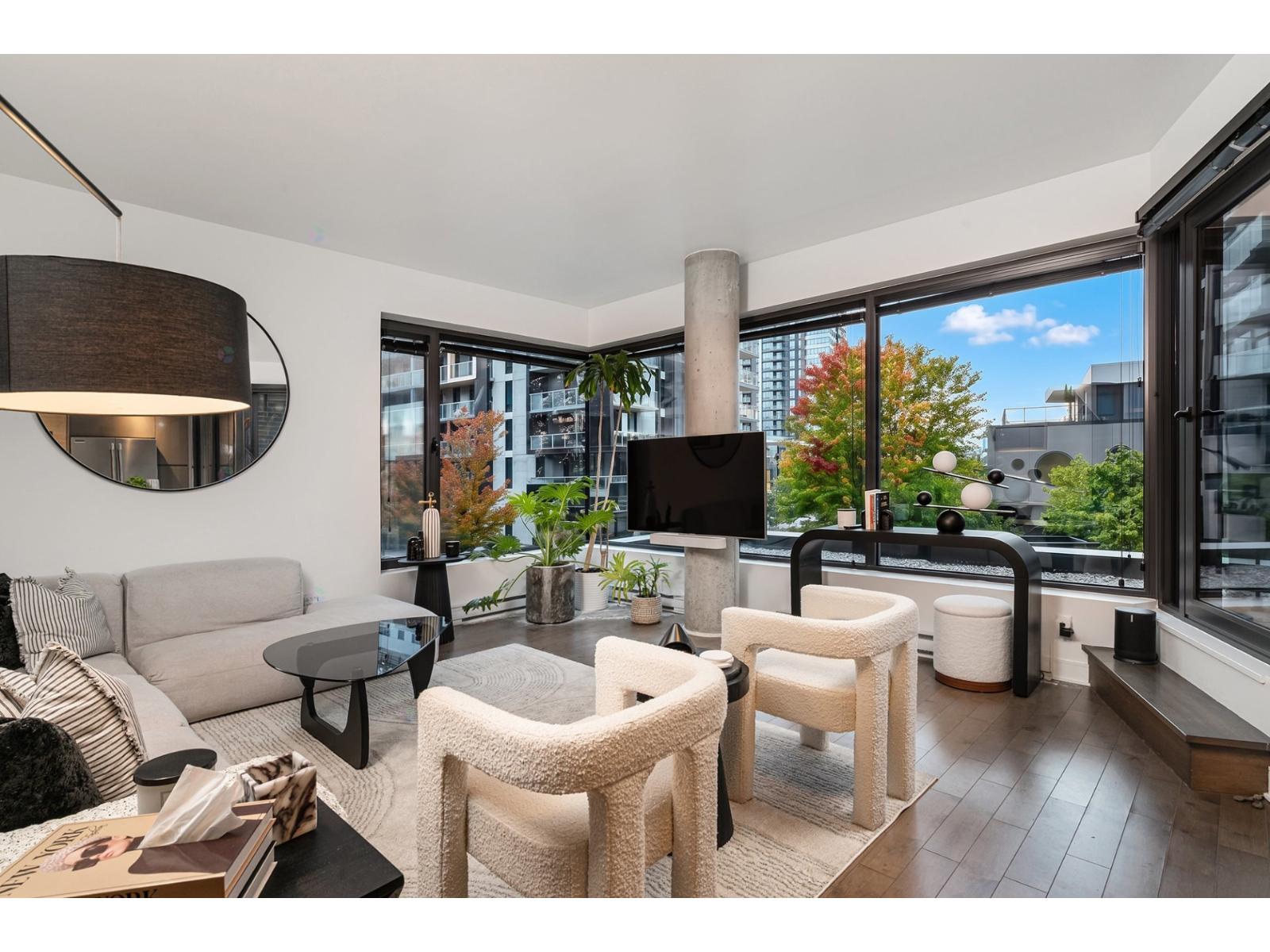 211 Rue de la Rotonde|#206-207 Montréal (Verdun/Île-des-Soeurs) Quebec Canada H3E0B9 2