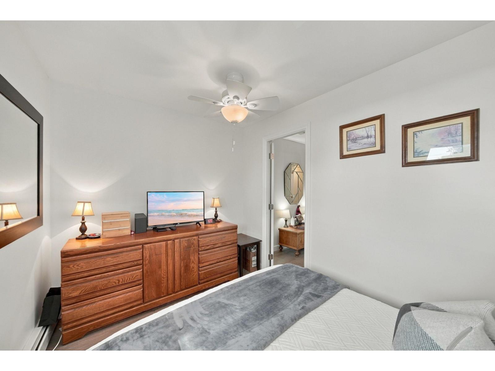 106 14881 MARINE DRIVE