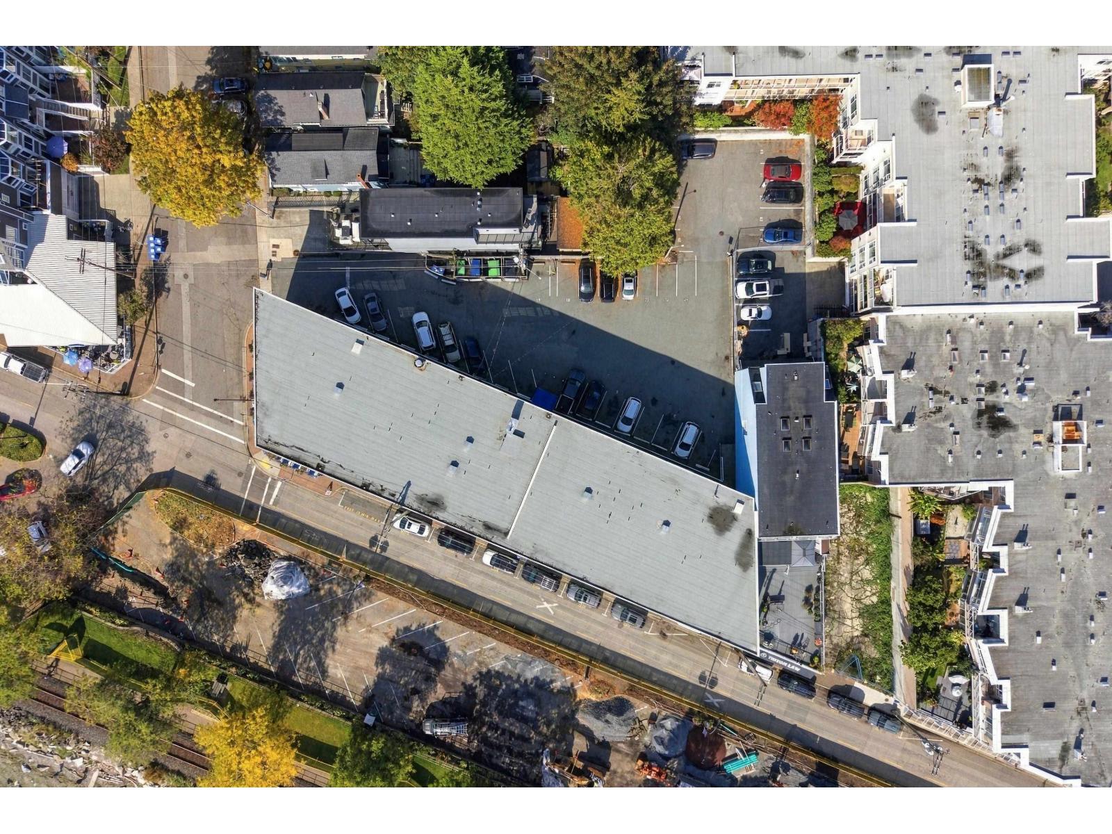 106 14881 MARINE DRIVE