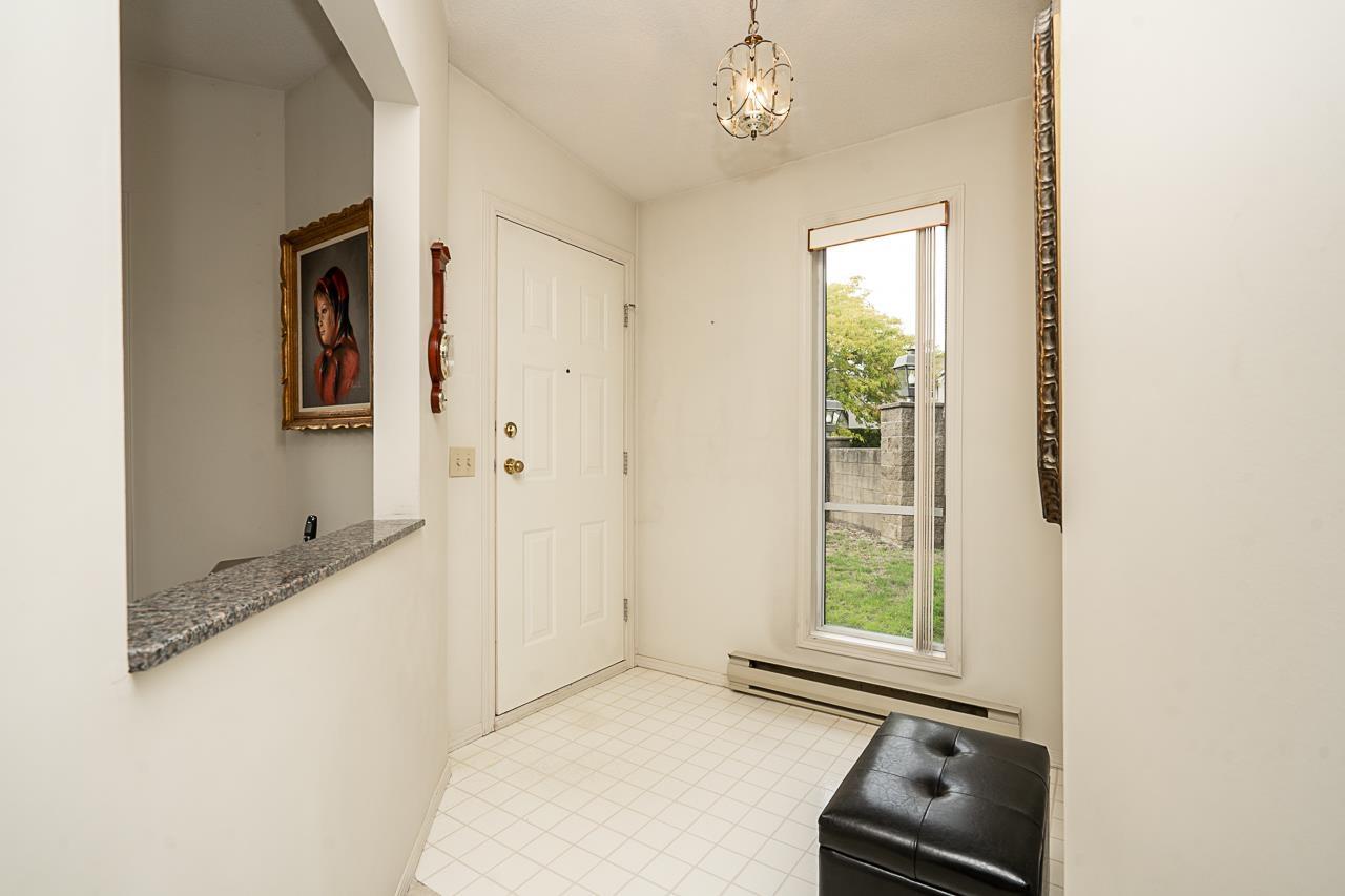 1 2345 CRANLEY DRIVE