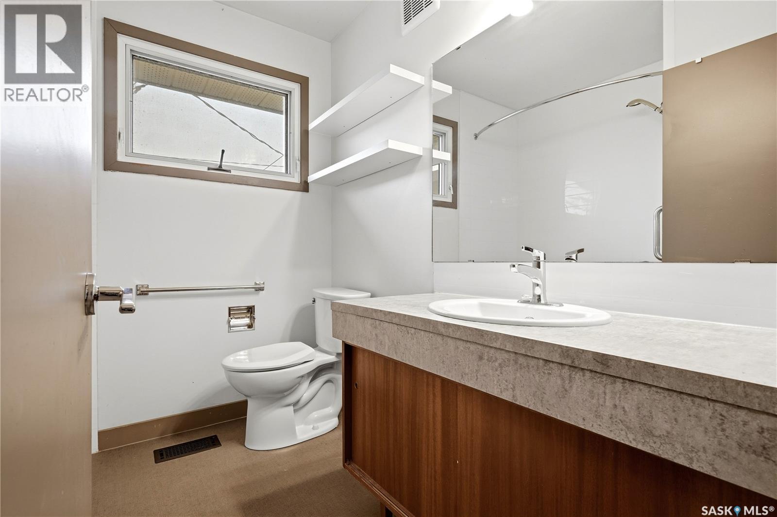 148 Woodward Avenue, Regina, Saskatchewan  S4R 3H4 - Photo 16 - SK050148