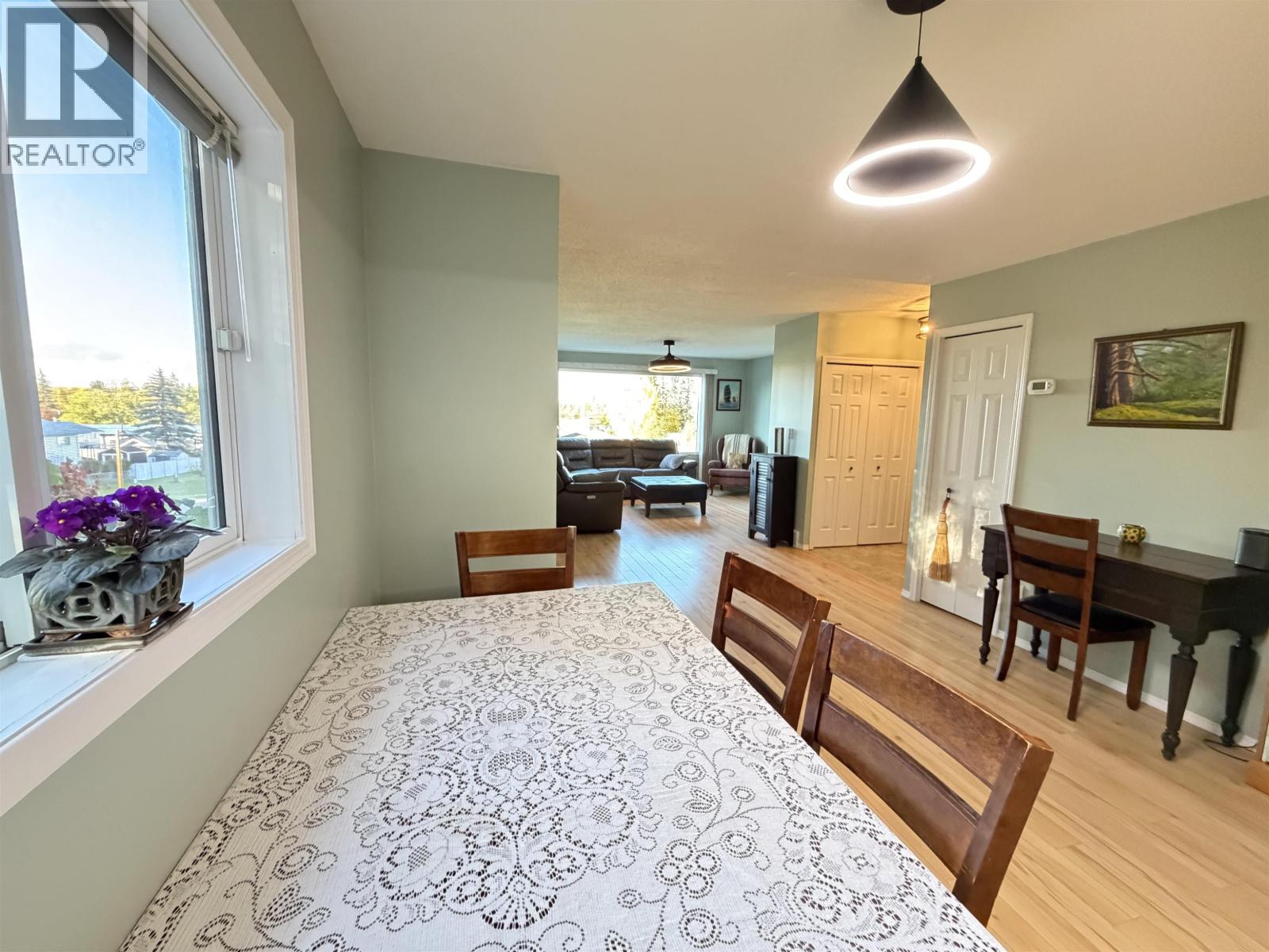 358 W 5th Street, Vanderhoof, British Columbia  V0J 3A0 - Photo 14 - R3171472