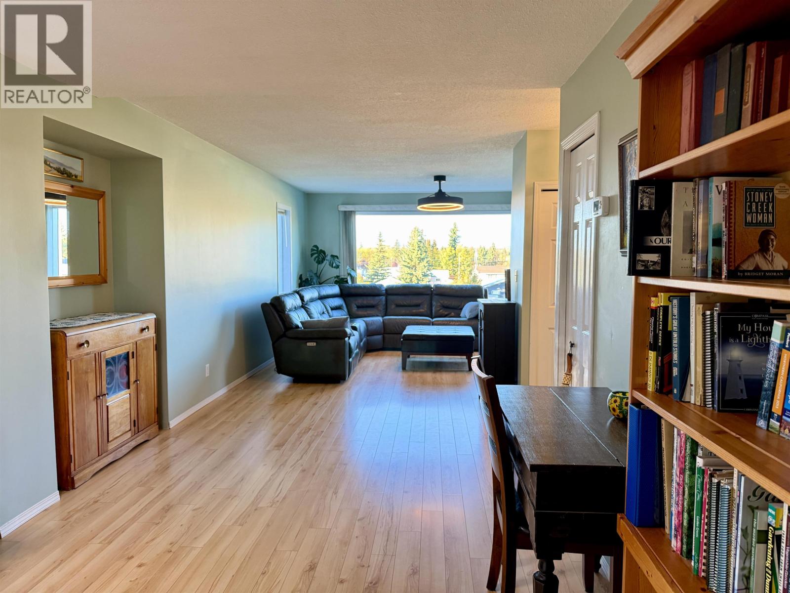 358 W 5th Street, Vanderhoof, British Columbia  V0J 3A0 - Photo 13 - R3171472