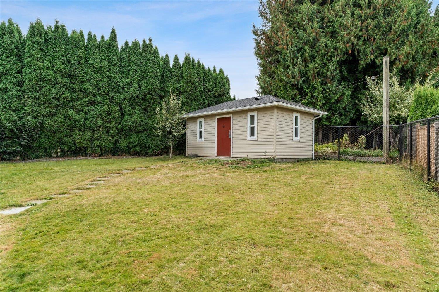 2629 SUNNYSIDE CRESCENT