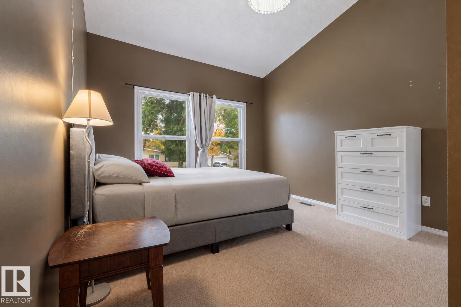 10 GRANDVIEW RG