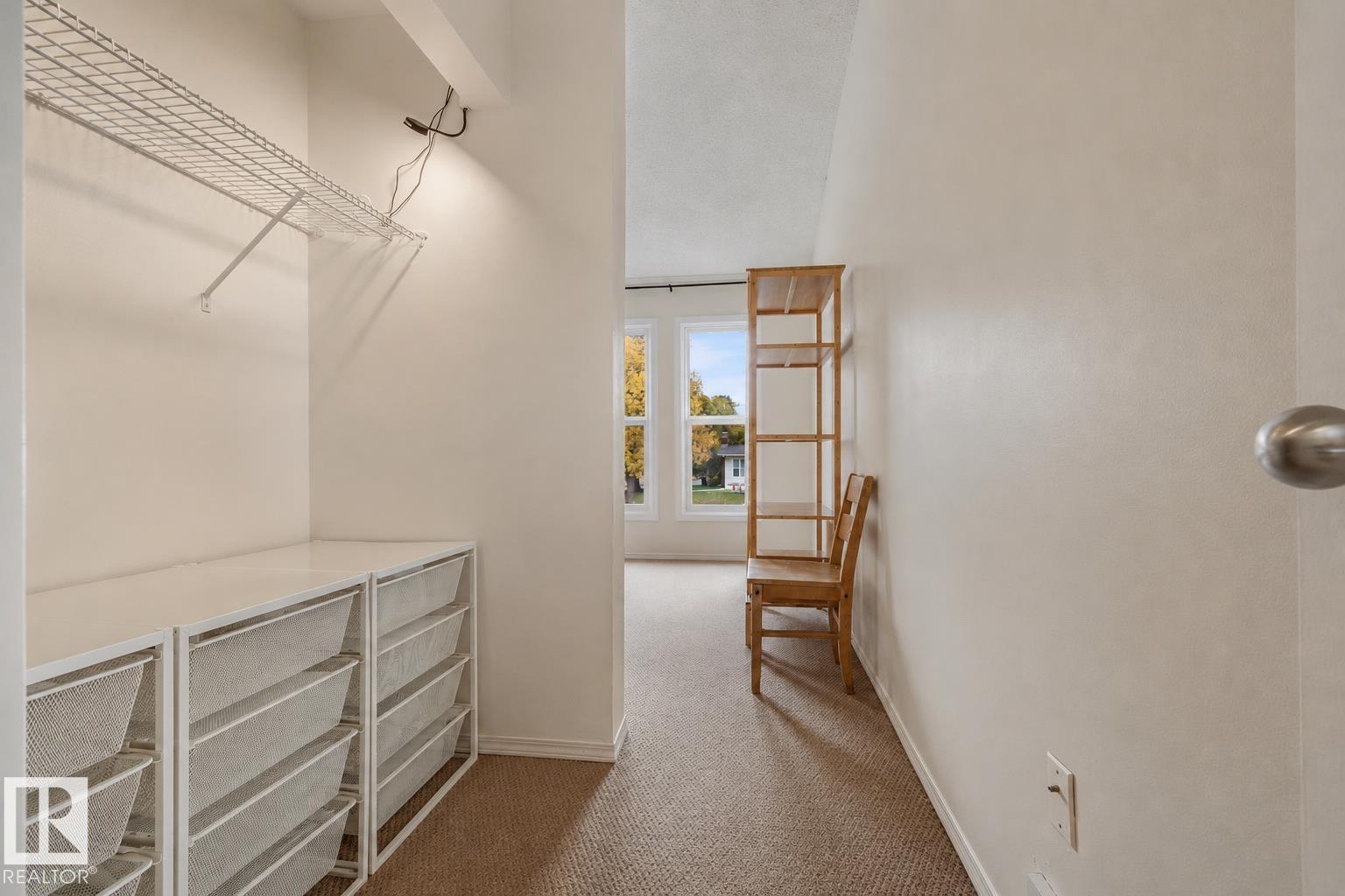 10 GRANDVIEW RG