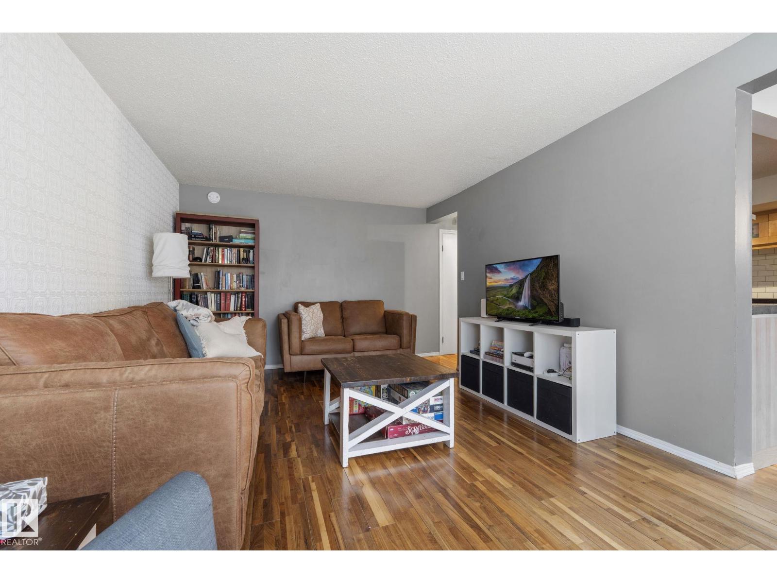 10 GRANDVIEW RG