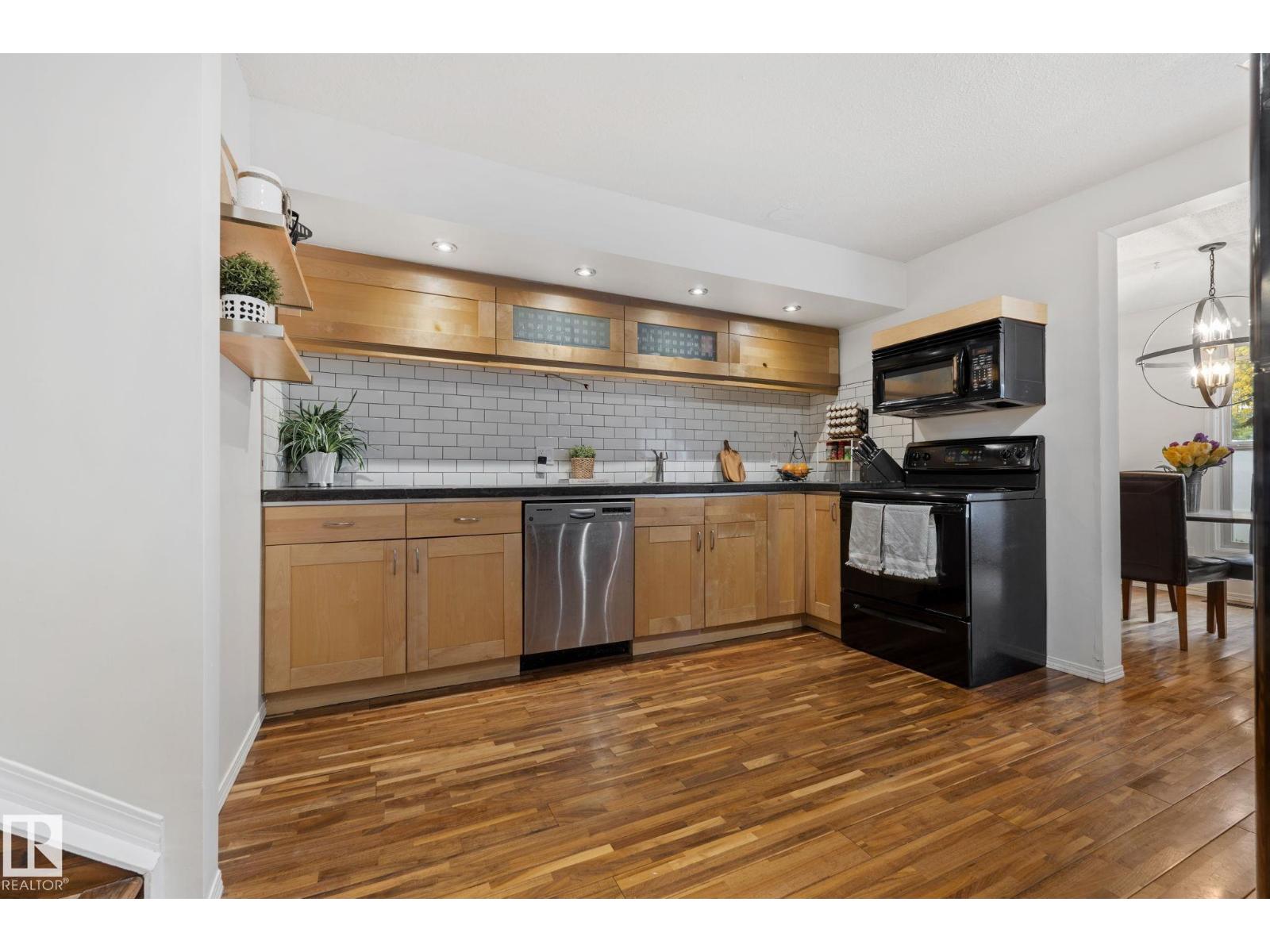 10 GRANDVIEW RG