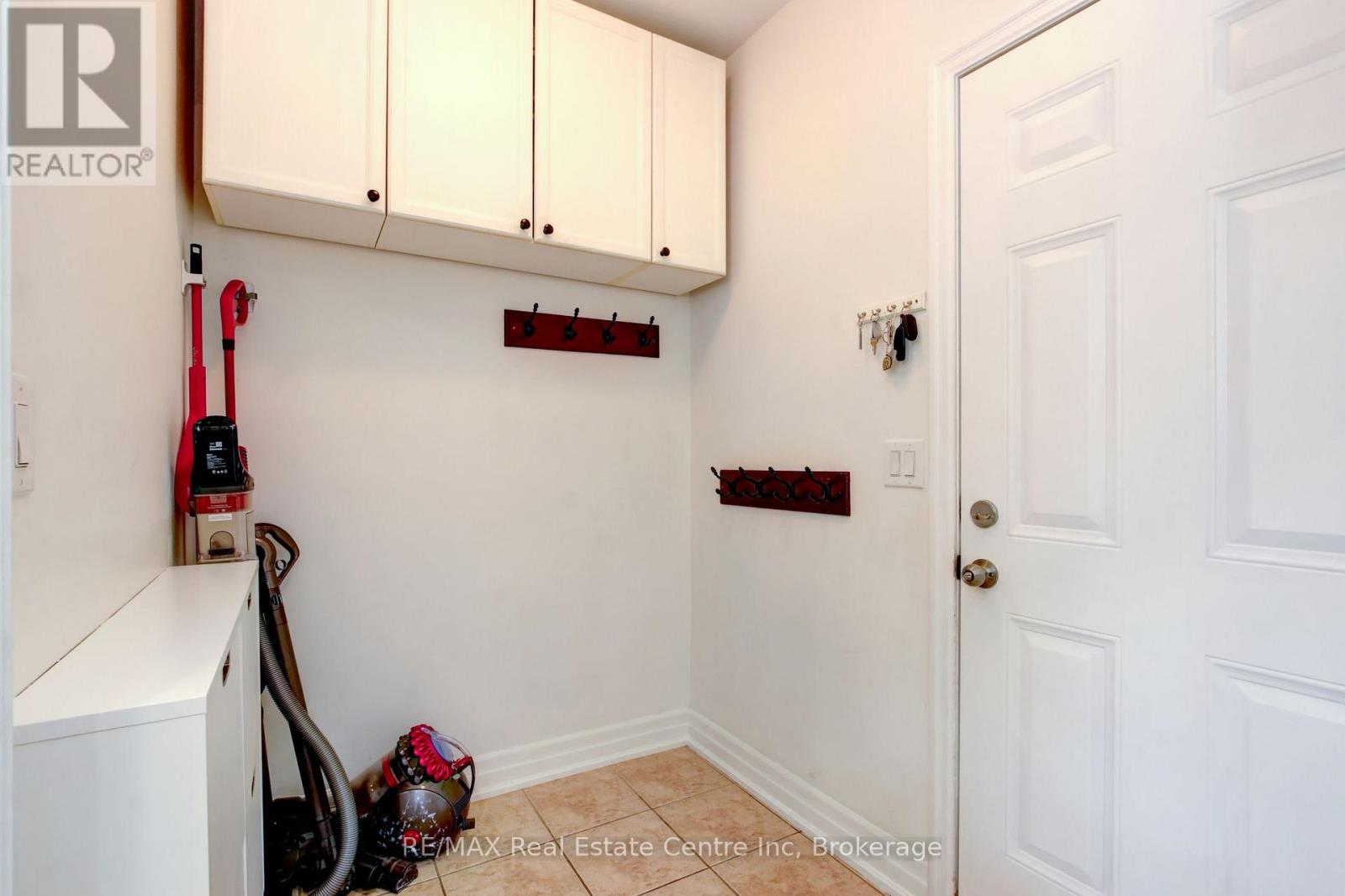 52 Bardoe Crescent, Milton, Ontario  L9T 0R7 - Photo 16 - W13852118