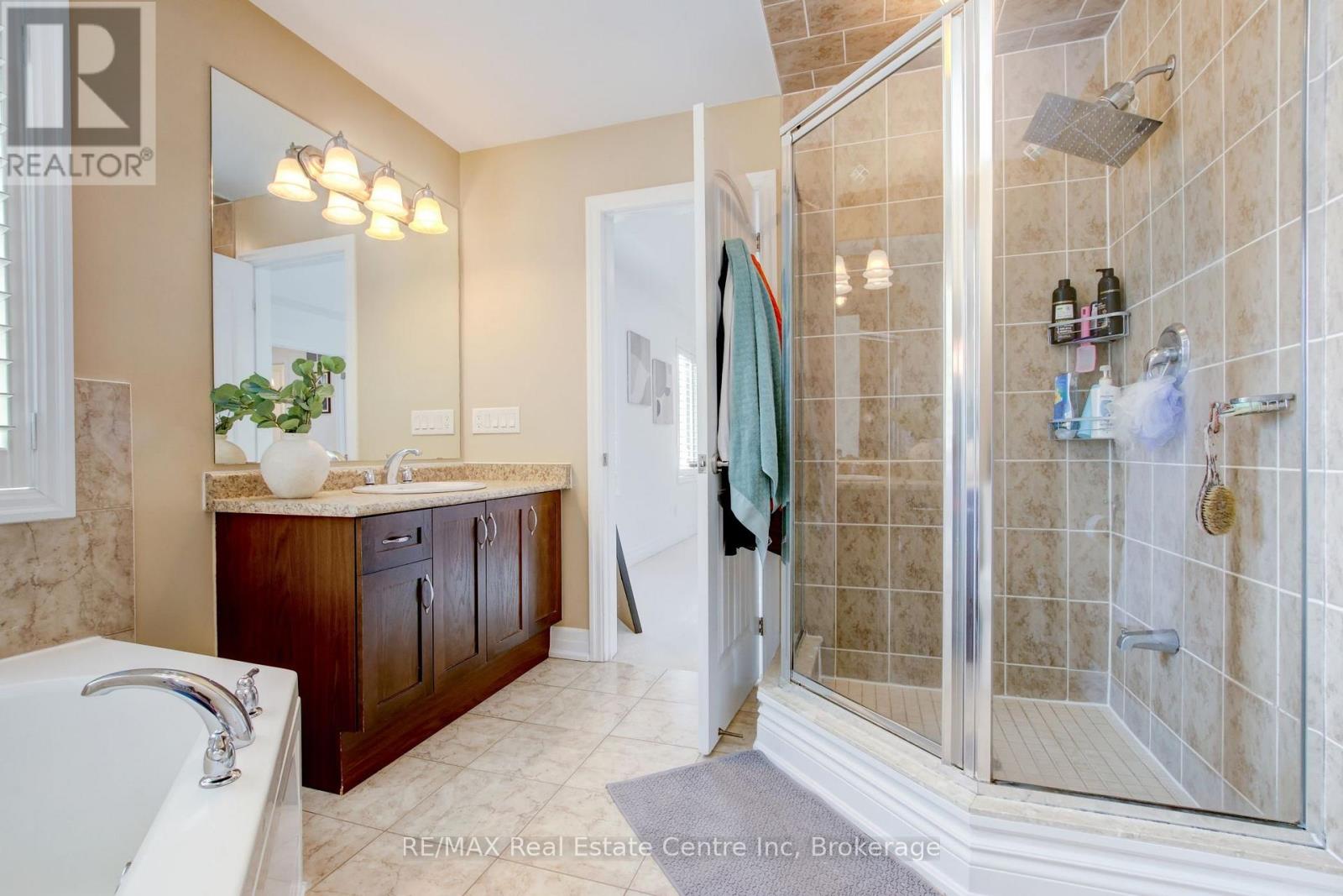 52 Bardoe Crescent, Milton, Ontario  L9T 0R7 - Photo 25 - W13852118