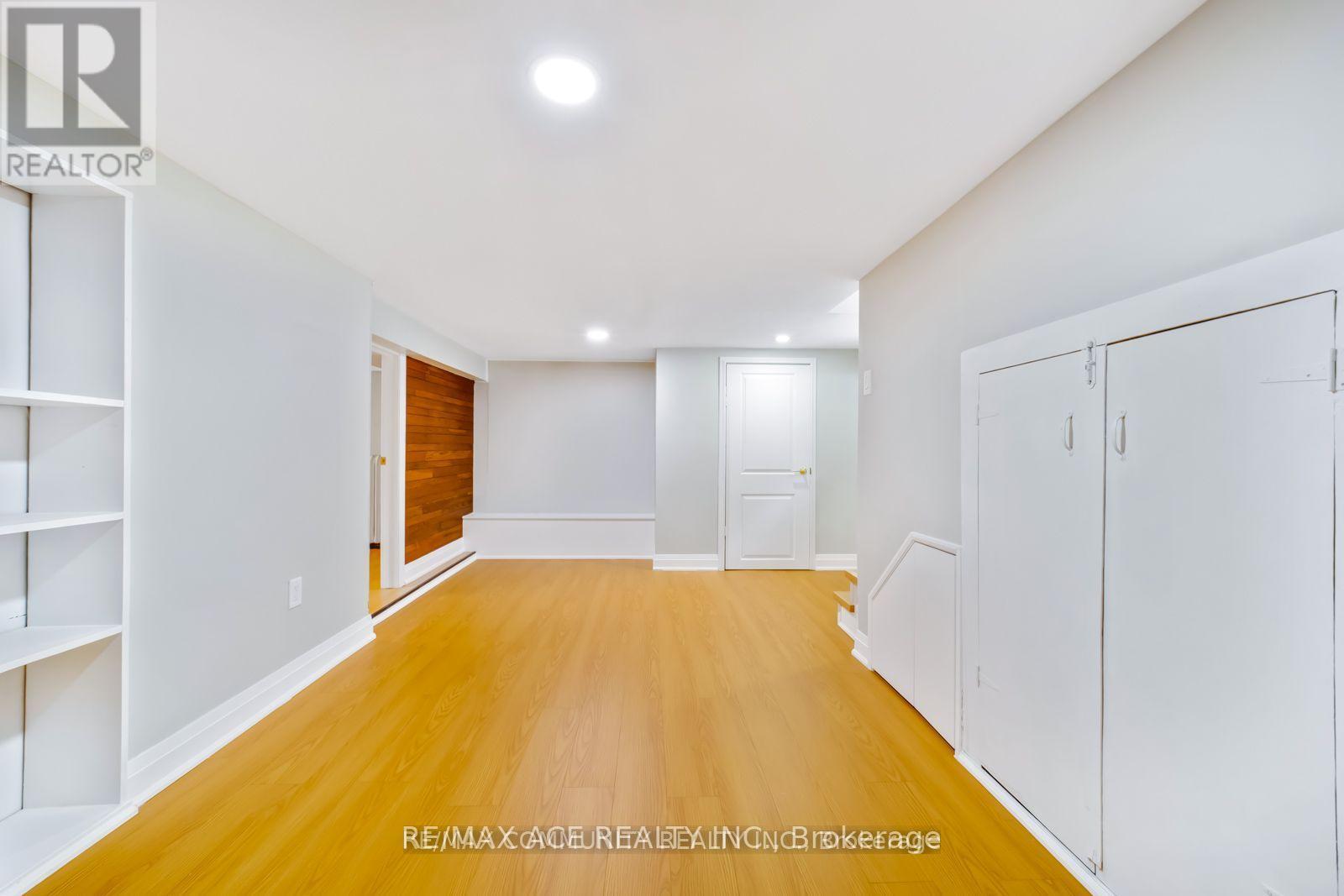 Bsmt - 15 Cree Avenue, Toronto, Ontario  M1M 1Z3 - Photo 4 - E13852132
