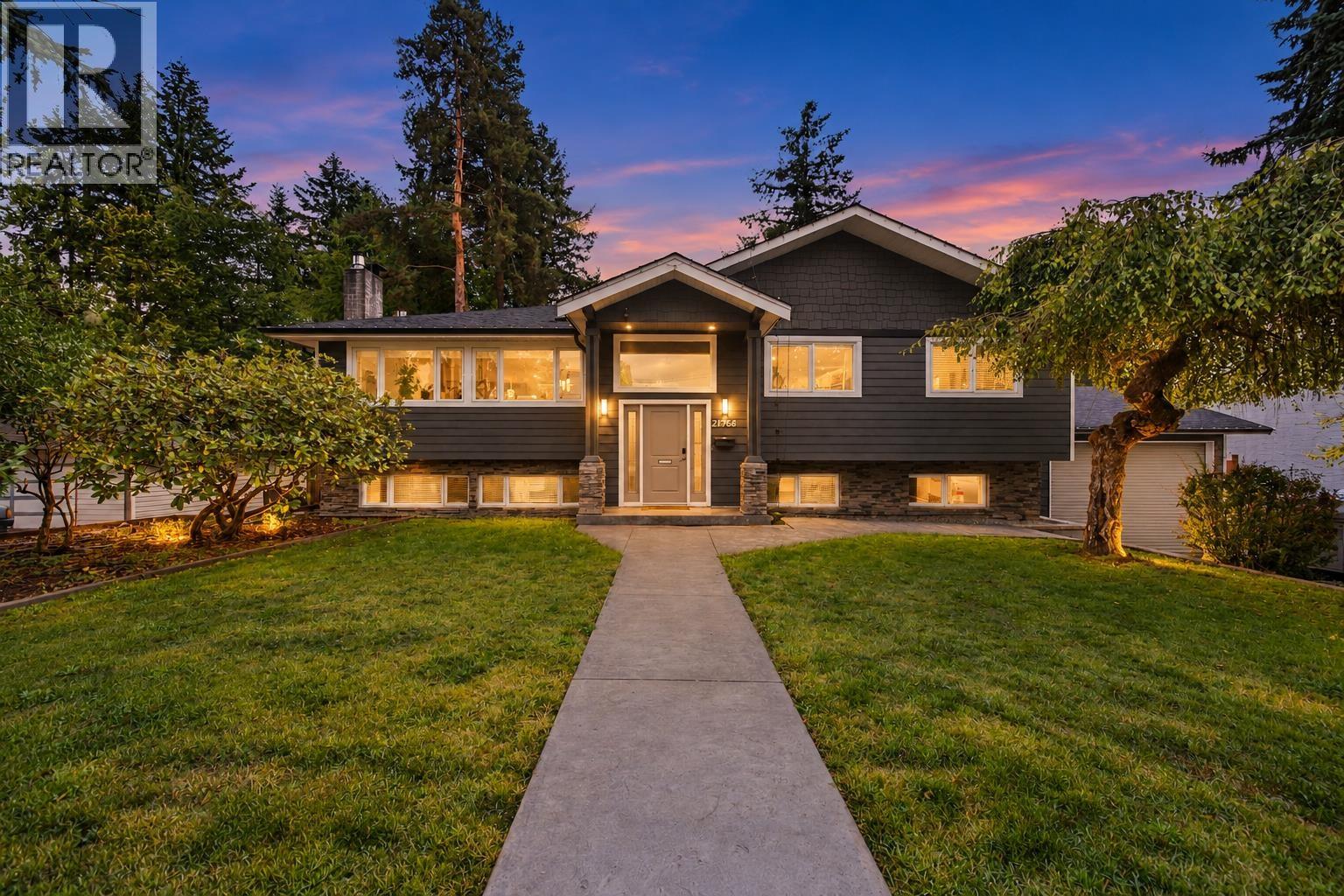 21768 117 AVENUE, Maple Ridge, British Columbia