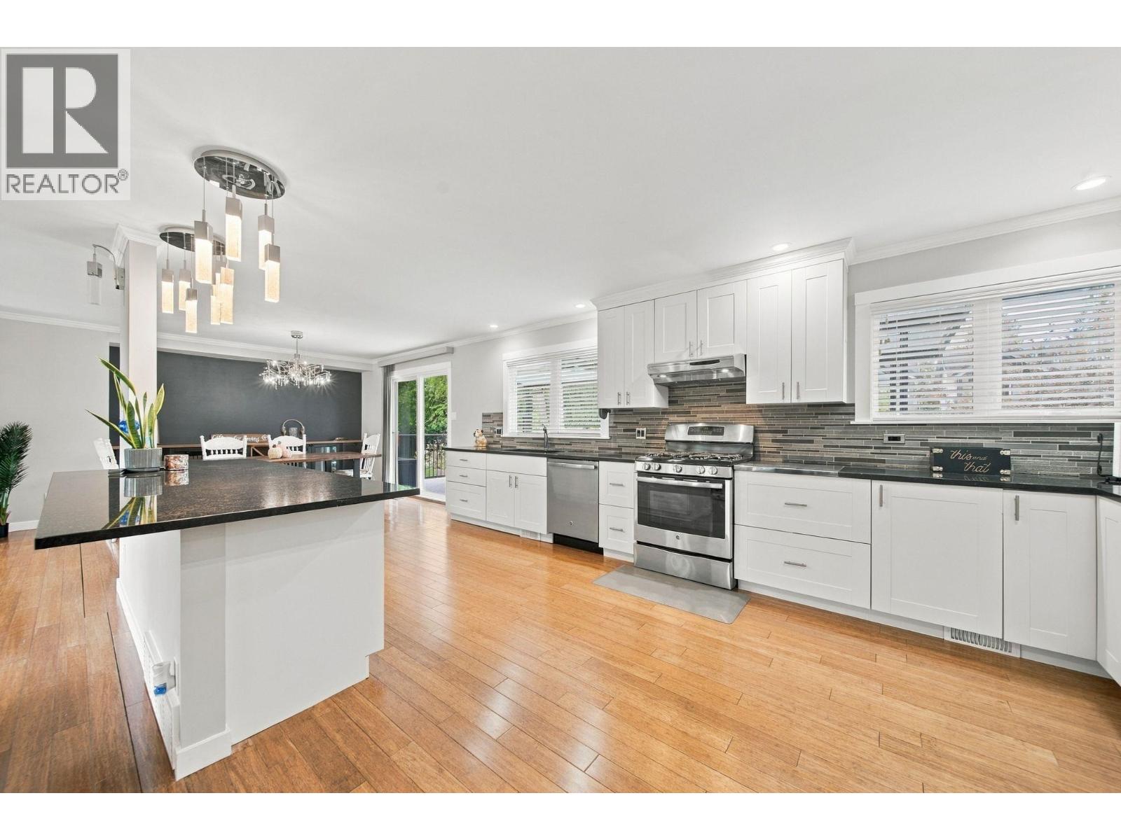 21768 117 Avenue, Maple Ridge, British Columbia  V2X 2J5 - Photo 5 - R3170611