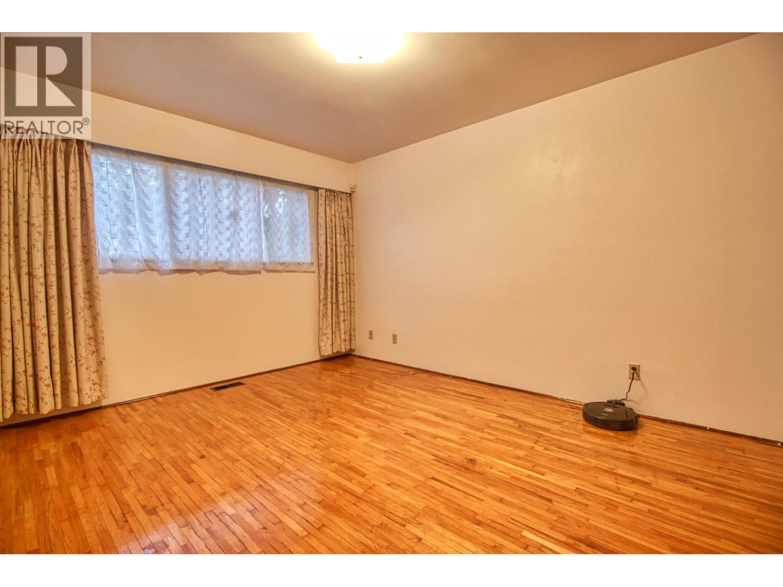 Top 904 E 52nd Avenue, Vancouver, British Columbia  V5X 1H2 - Photo 19 - R3171515