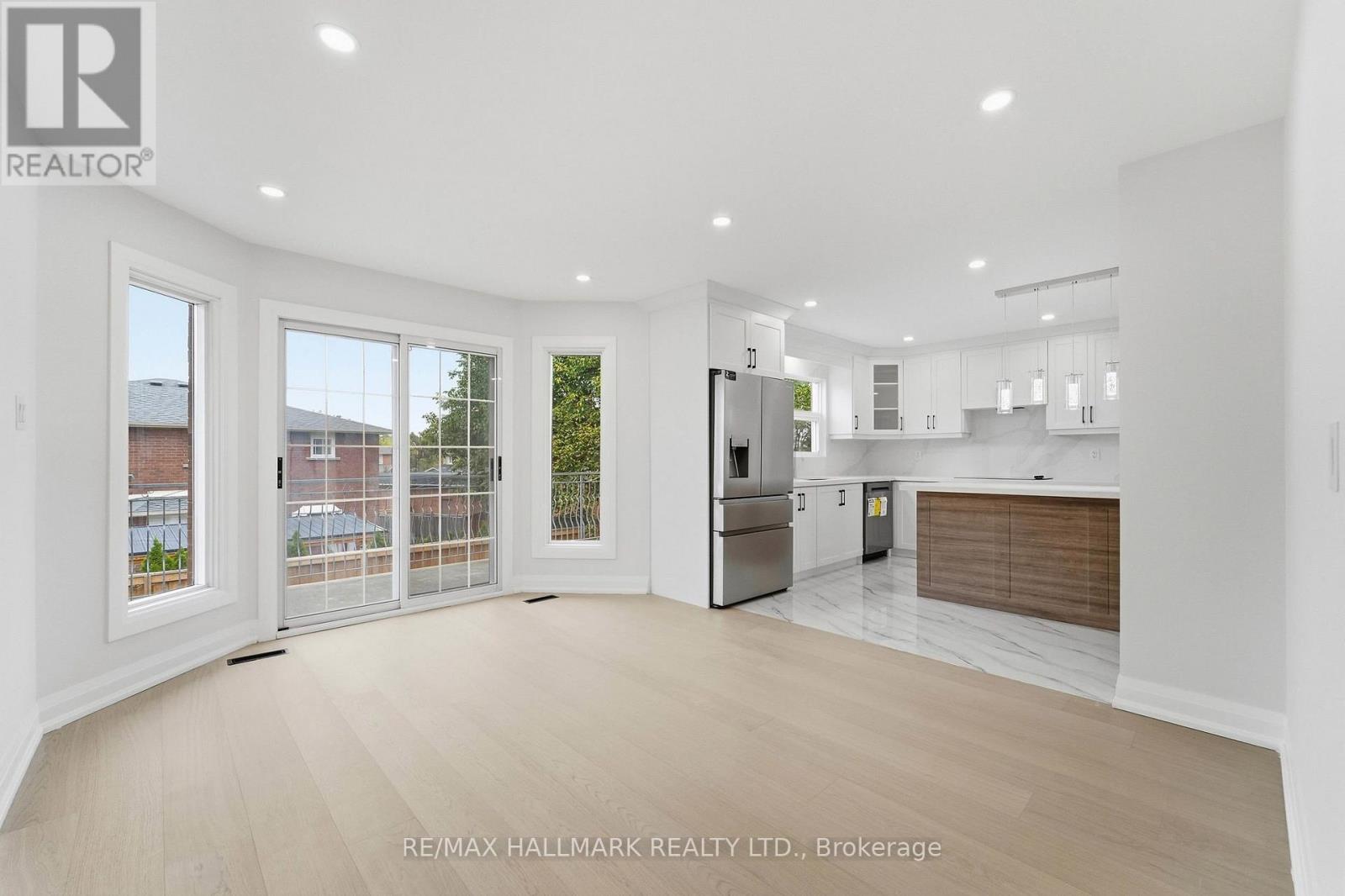 44 Olympia Gate W, Vaughan, Ontario  L4L 5K3 - Photo 11 - N13852110