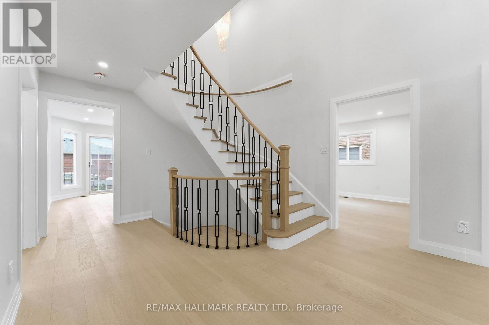 44 Olympia Gate W, Vaughan, Ontario  L4L 5K3 - Photo 13 - N13852110