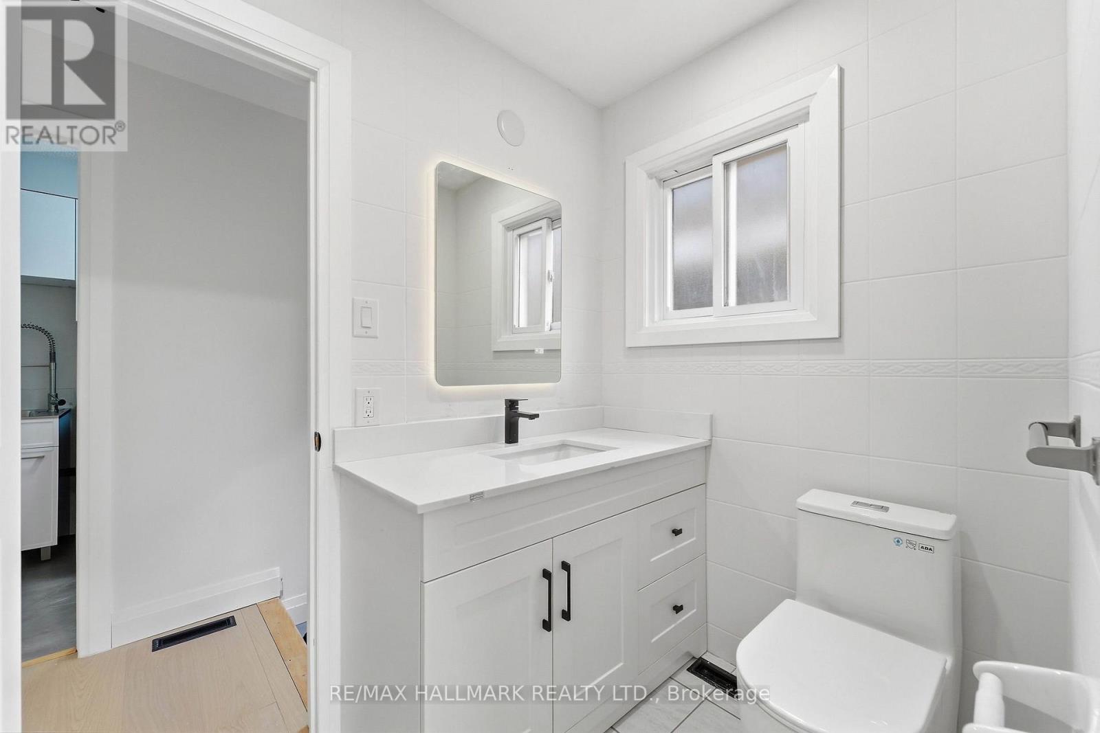 44 Olympia Gate W, Vaughan, Ontario  L4L 5K3 - Photo 14 - N13852110