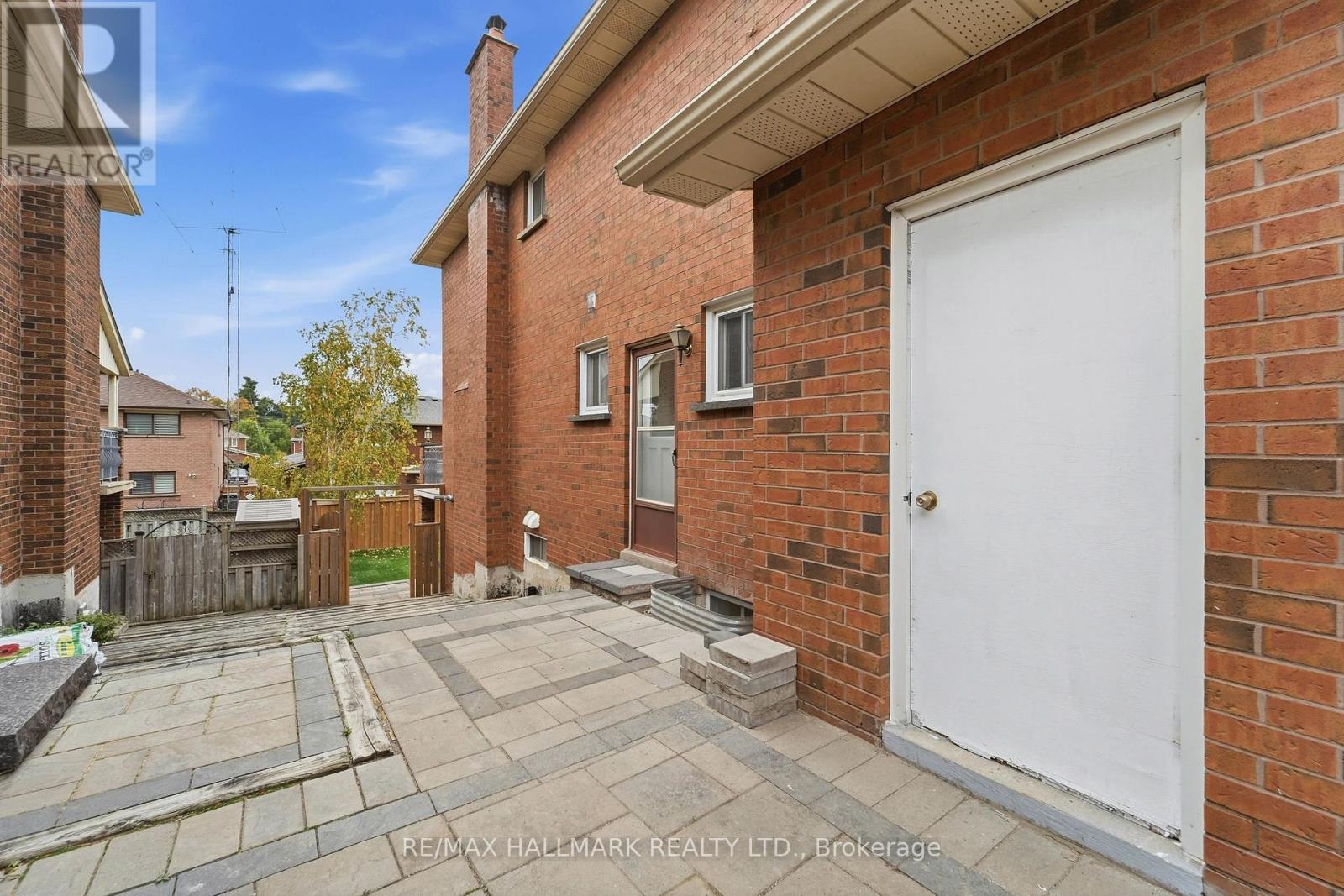 44 Olympia Gate W, Vaughan, Ontario  L4L 5K3 - Photo 34 - N13852110