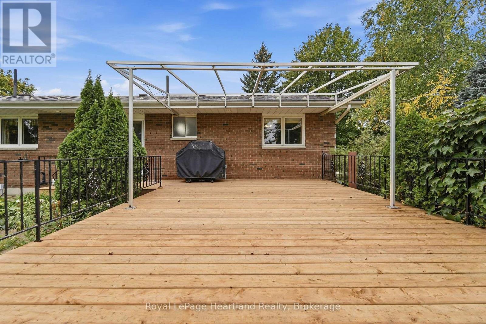 33950 Bachand Street, Bluewater, Ontario  N0M 2T0 - Photo 27 - X13852102