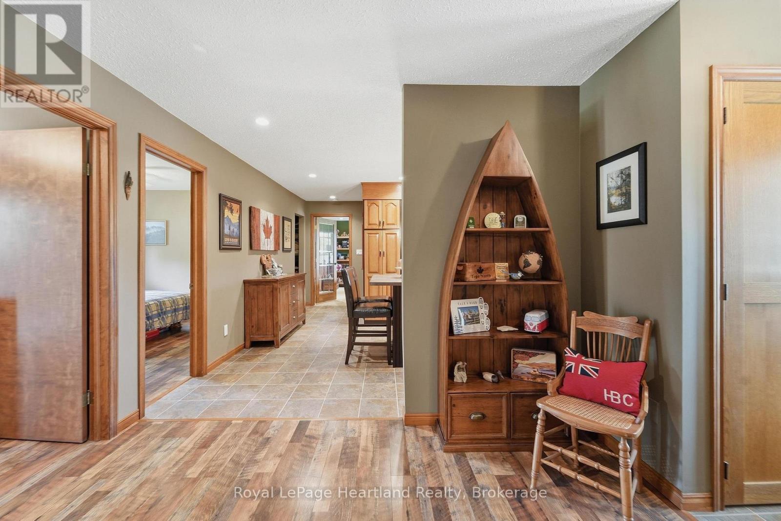 33950 Bachand Street, Bluewater, Ontario  N0M 2T0 - Photo 31 - X13852102