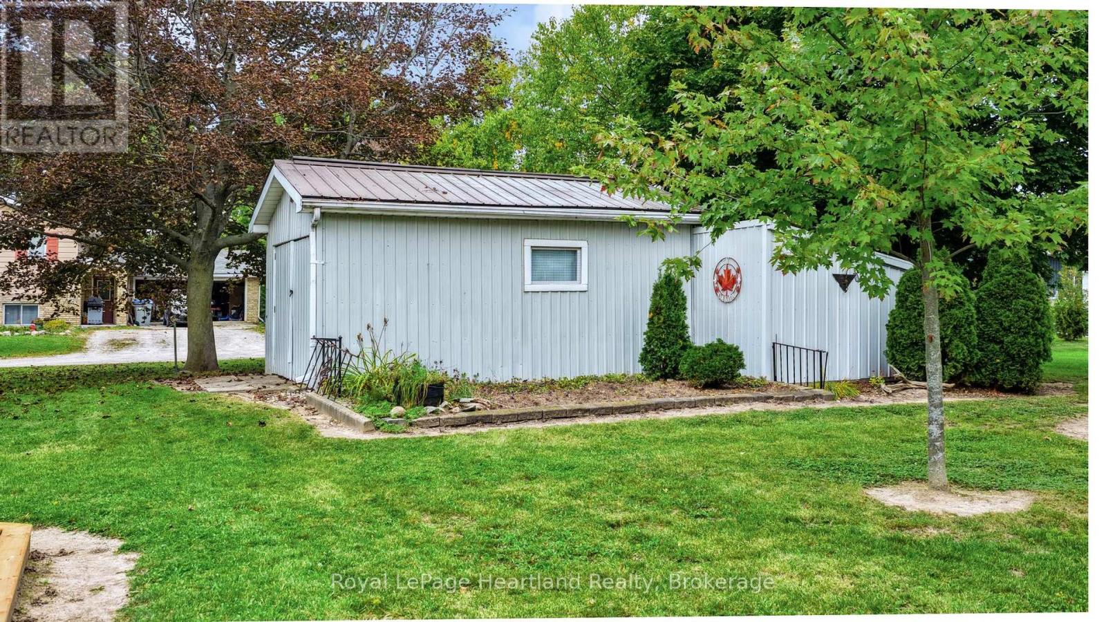 33950 Bachand Street, Bluewater, Ontario  N0M 2T0 - Photo 32 - X13852102
